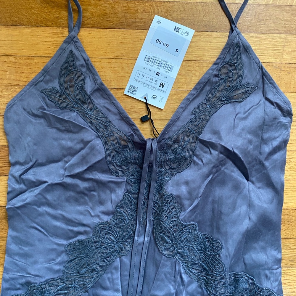 Zara Gray Sleeveless Dress - Picture 3 of 4